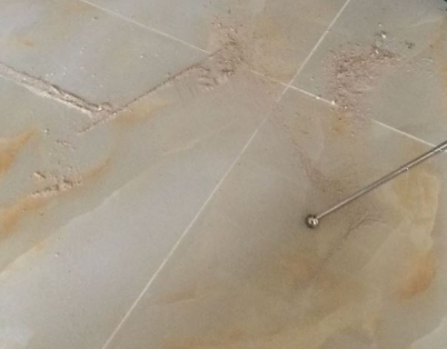 衢江瓷砖空鼓维修公司分享粘合剂选择不当在瓷砖铺贴过程中可能导致以下问题