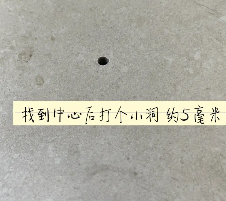 衢江瓷砖空鼓维修公司专业解答在瓷砖铺贴过程中，如果砂料搅拌不均匀，将会带来以下问题